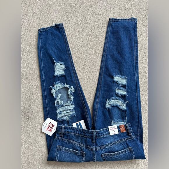 GOGO Mom Jeans High Rise Ankle Length NWT Size 13 - Picture 3 of 7